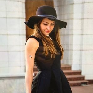 Make an offer or bundle for 10% off 2, maybe more